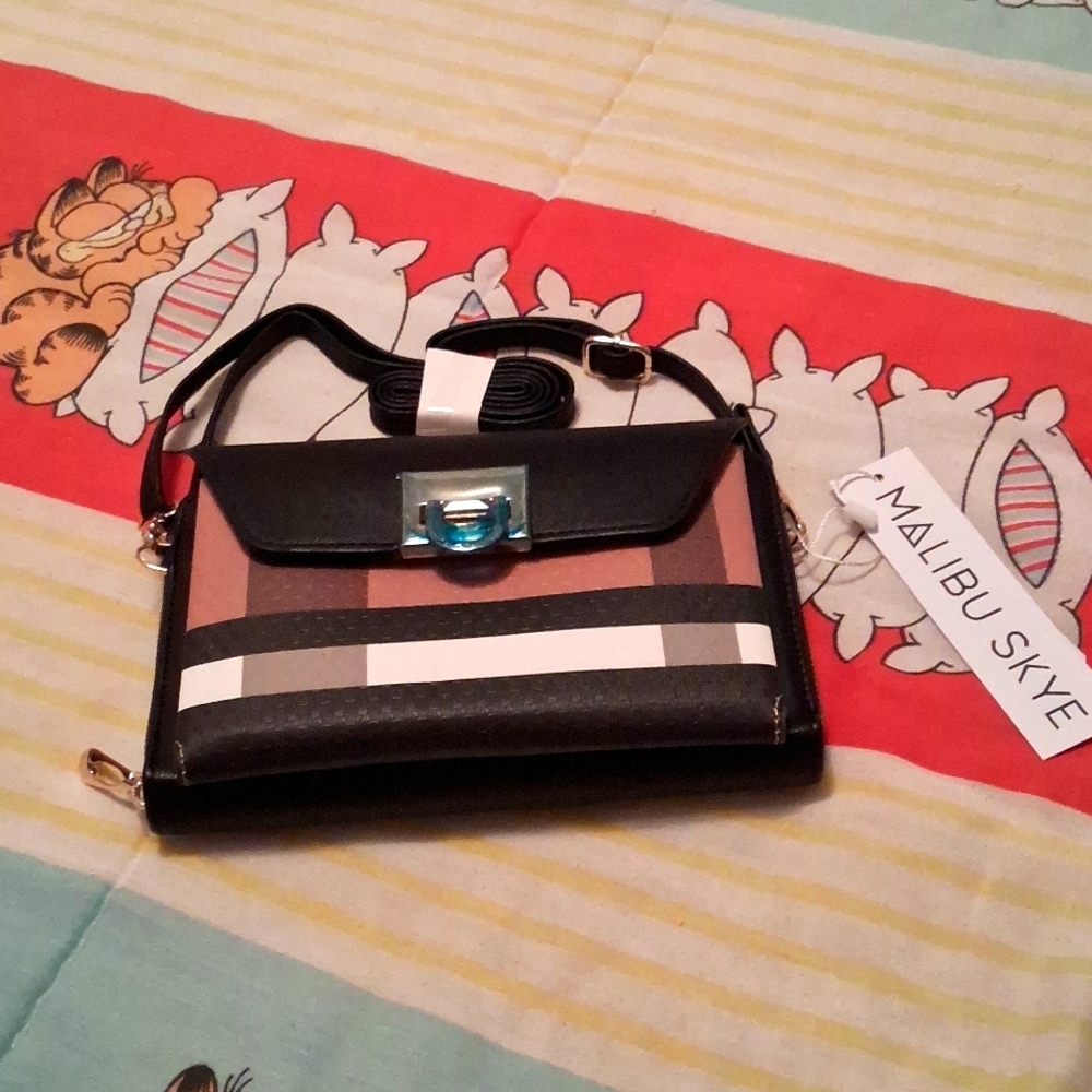 NWT,Malibu Skye,Olivia,Crossbody Bag with Multiple Compartments